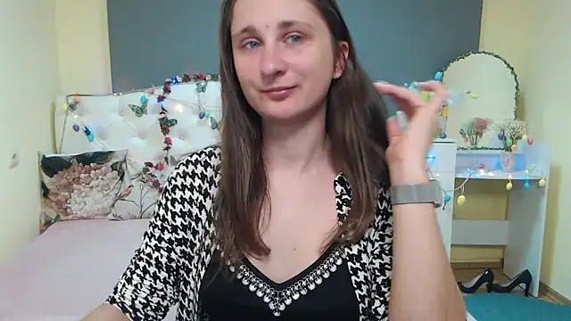 MichelLeee online show from 04-02-26, 11:30