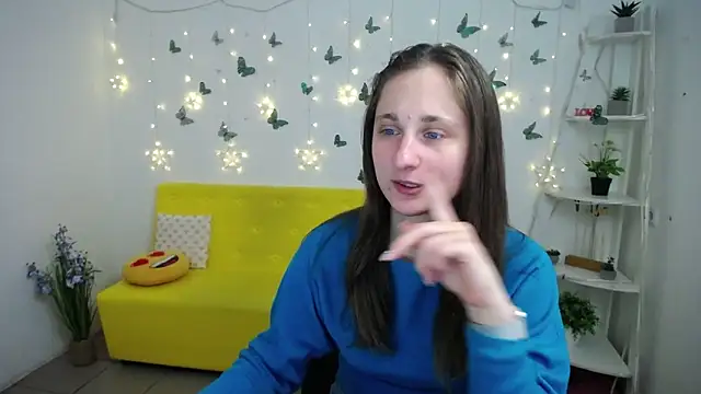 MichelLeee online show from 04-15-26, 11:28