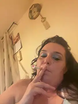 butterflyass900 online show from 12-18-24, 05:21