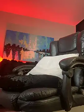 DimitriSullivan  online show from 03-04-25, 04:38