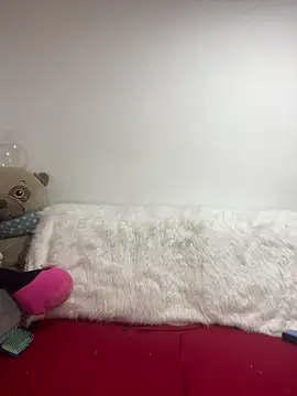 Leyna Kenet online show from 12-11-24, 10:27