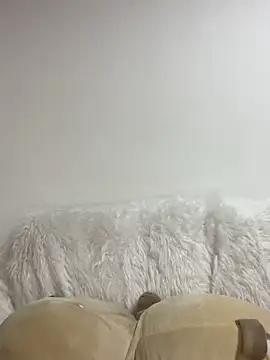 Leyna Kenet online show from 02-10-25, 06:31