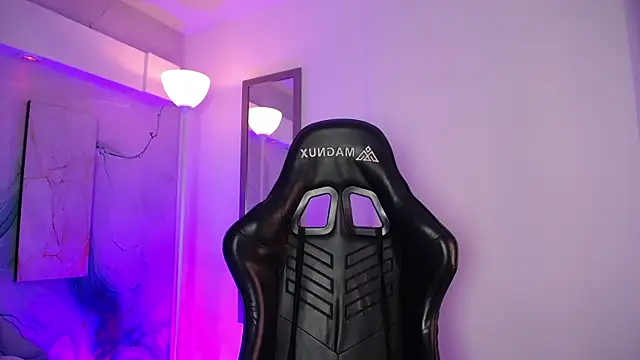 Aniie Doll online show from 03-26-26, 08:25