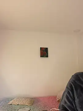 Snapshot of Valery_hilthon chatting on 04-20-26, 10:55 Valery hilthon online show from 04-20-26, 10:55