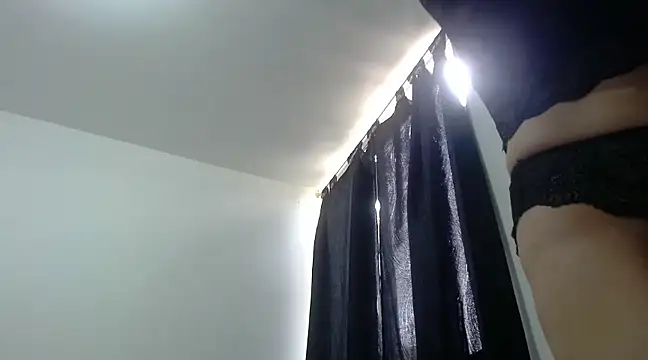 Snapshot of nicolle_milf1978 chatting on 02-22-25, 03:14 nicolle milf1978 online show from 02-22-25, 03:14