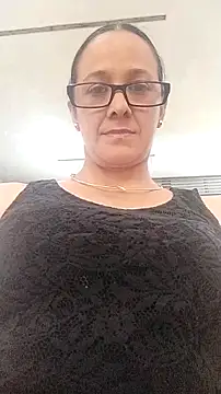 Snapshot of nicolle_milf1978 chatting on 10-06-25, 10:40 nicolle milf1978 online show from 10-06-25, 10:40