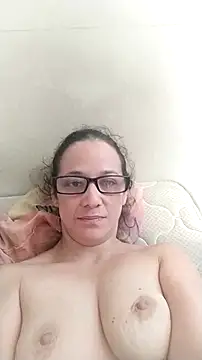 Snapshot of nicolle_milf1978 chatting on 11-05-25, 01:33 nicolle milf1978 online show from 11-05-25, 01:33