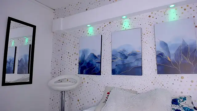 Snapshot of Noah_Xitruxx chatting on 11-11-25, 12:49 Noah Xitruxx online show from 11-11-25, 12:49