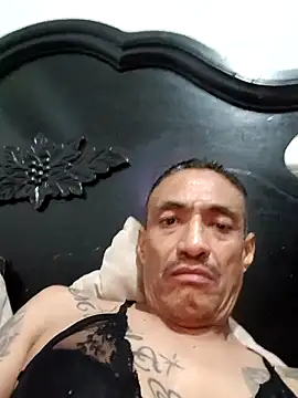 Snapshot of Innsaciable chatting on 10-25-25, 09:06 Innsaciable online show from 10-25-25, 09:06