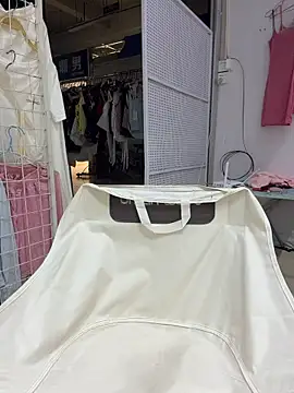 Selenaaaaa- online show from 04-14-26, 05:57