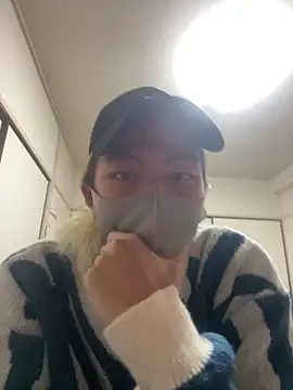 Snapshot of Manato_jp_1215 chatting on 12-05-24, 08:22 Manato jp 1215 online show from 12-05-24, 08:22