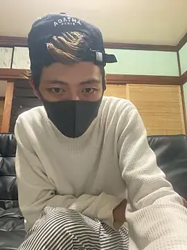 Snapshot of Manato_jp_1215 chatting on 12-21-25, 12:23 Manato jp 1215 online show from 12-21-25, 12:23