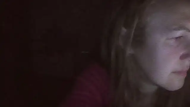 Snapshot of Milaniya261 chatting on 06-20-26, 01:19 Milaniya261 online show from 06-20-26, 01:19