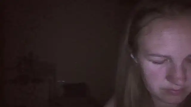Snapshot of Milaniya261 chatting on 06-21-26, 01:30 Milaniya261 online show from 06-21-26, 01:30