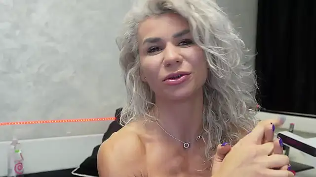 SquirtyFit Devil online show from 12-26-24, 06:52