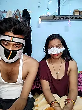 Snapshot of riyagupta5 chatting on 11-11-25, 05:35 riyagupta5 online show from 11-11-25, 05:35