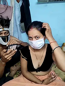 Snapshot of riyagupta5 chatting on 11-13-25, 05:23 riyagupta5 online show from 11-13-25, 05:23