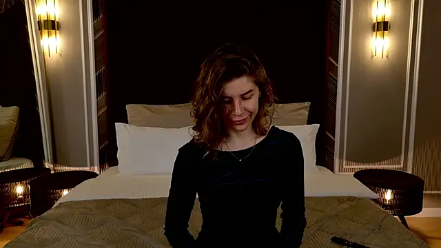 VikkiStorm online show from 03-21-25, 03:12