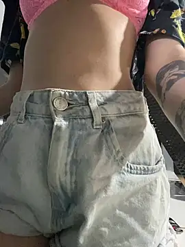 Snapshot of Morguisssz chatting on 12-14-24, 12:55 Morguisssz online show from 12-14-24, 12:55