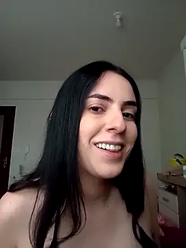 Snapshot of Morguisssz chatting on 09-16-25, 10:49 Morguisssz online show from 09-16-25, 10:49