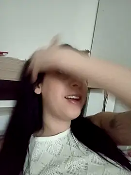 Snapshot of Morguisssz chatting on 10-06-25, 02:42 Morguisssz online show from 10-06-25, 02:42