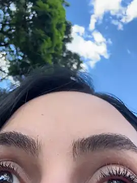 Snapshot of Morguisssz chatting on 11-29-25, 07:28 Morguisssz online show from 11-29-25, 07:28