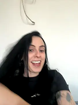 Snapshot of Morguisssz chatting on 11-30-25, 01:48 Morguisssz online show from 11-30-25, 01:48