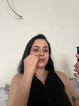 Snapshot of Morguisssz chatting on 12-01-25, 01:38 Morguisssz online show from 12-01-25, 01:38