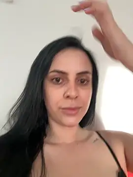 Snapshot of Morguisssz chatting on 12-04-25, 09:40 Morguisssz online show from 12-04-25, 09:40