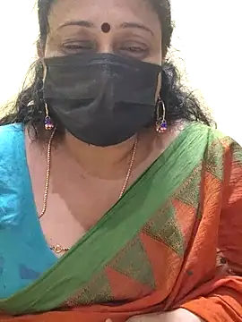 Snapshot of rekha_naier chatting on 03-07-25, 02:34 rekha naier online show from 03-07-25, 02:34