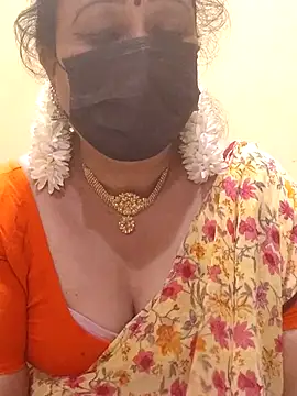 Snapshot of rekha_naier chatting on 03-12-25, 05:28 rekha naier online show from 03-12-25, 05:28