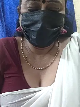 Snapshot of rekha_naier chatting on 10-27-25, 05:28 rekha naier online show from 10-27-25, 05:28