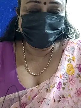 Snapshot of rekha_naier chatting on 11-15-25, 01:18 rekha naier online show from 11-15-25, 01:18