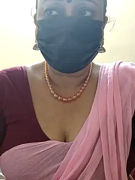 Snapshot of rekha_naier chatting on 11-20-25, 04:12 rekha naier online show from 11-20-25, 04:12