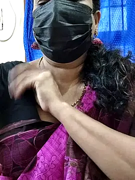 Snapshot of rekha_naier chatting on 11-23-25, 02:00 rekha naier online show from 11-23-25, 02:00