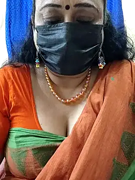 Snapshot of rekha_naier chatting on 11-29-25, 11:46 rekha naier online show from 11-29-25, 11:46