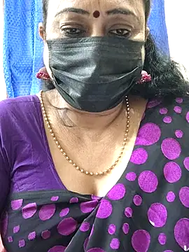 Snapshot of rekha_naier chatting on 12-05-25, 11:08 rekha naier online show from 12-05-25, 11:08