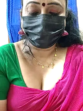 Snapshot of rekha_naier chatting on 12-13-25, 07:53 rekha naier online show from 12-13-25, 07:53