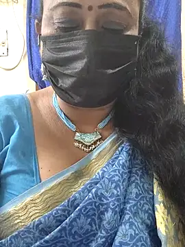 Snapshot of rekha_naier chatting on 03-12-26, 05:08 rekha naier online show from 03-12-26, 05:08