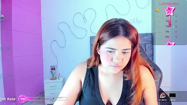 jisoo   online show from 11-17-25, 12:44