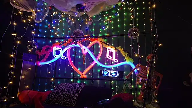 anonymouszN online show from 03-04-26, 09:43