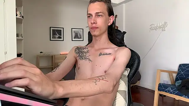 Snapshot of Den_BlueXx chatting on 01-21-25, 11:56 Den BlueXx online show from 01-21-25, 11:56