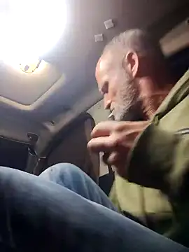 Snapshot of DatingProfile_USA_43_str8 chatting on 02-12-25, 04:33 DatingProfile USA 43 str8 online show from 02-12-25, 04:33