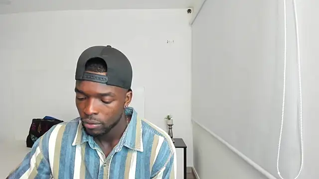 Dylan Taylor online show from 02-11-25, 03:40