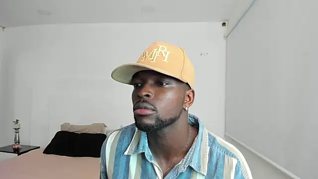 Dylan Taylor online show from 03-04-25, 03:33