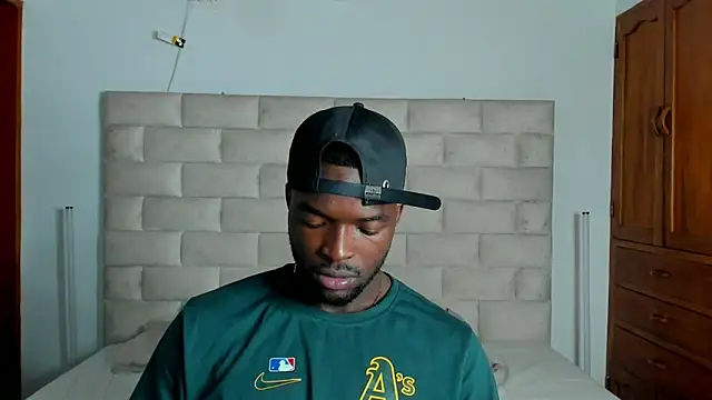 Dylan Taylor online show from 02-15-26, 07:51