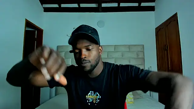 Dylan Taylor online show from 02-18-26, 02:40