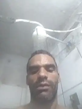 Snapshot of Alissonrafael chatting on 07-15-26, 03:45 Alissonrafael online show from 07-15-26, 03:45