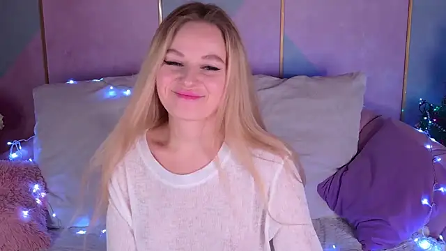 BeatriceEsmont online show from 01-09-25, 08:33