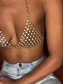 Nova Kane online show from 01-01-25, 04:18